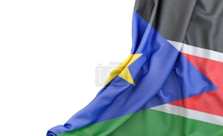 Flagge des Südsudan mit leeren Flächen auf der linken Seite. Isoliert. 3D-Rendering