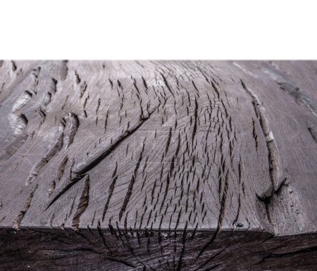 Téléchargez les photos : Empty old cracked oak board or table. Close up shot of wooden texture on white background. - en image libre de droit