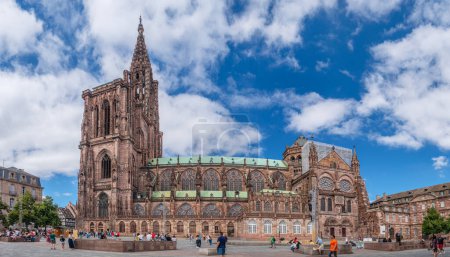 Foto de Catedral de Estrasburgo o Catedral de Nuestra Señora de Estrasburgo. Francia. - Imagen libre de derechos