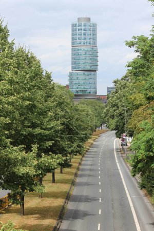 Téléchargez les photos : Vue de la rue universitaire de Bochum - en image libre de droit