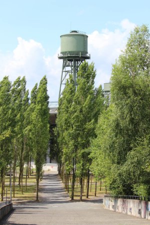 Téléchargez les photos : Équipe industrielle dans le Westpark à Bochum en Allemagne - en image libre de droit