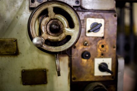 Foto de Closeup detail of the old industrial machinery - Imagen libre de derechos