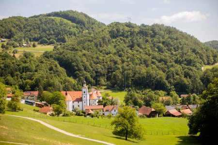 Téléchargez les photos : Olimje monastery in Slovenia on a sunny day - en image libre de droit