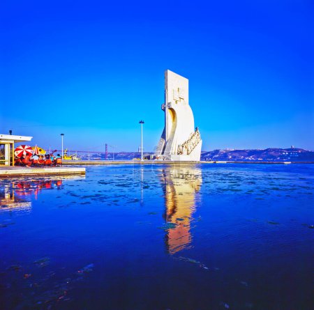Foto de Monumento a los descubrimientos, lisbón, portugal - Imagen libre de derechos