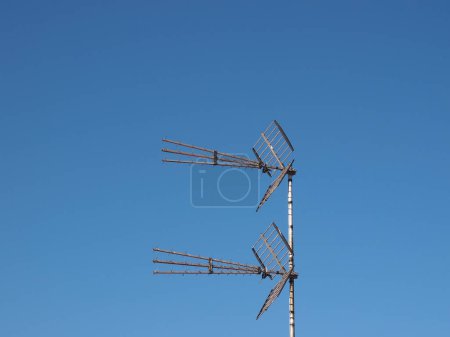 Téléchargez les photos : Aerial aka antenna for terrestrial tv reception - en image libre de droit