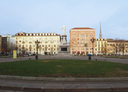 Foto de TURIN, ITALY - CIRCA JANUARY 2023: Piazza Carlina square with Camillo Benso Count of Cavour monument in by sculptor Giovanni Dupre circa 1873 - Imagen libre de derechos