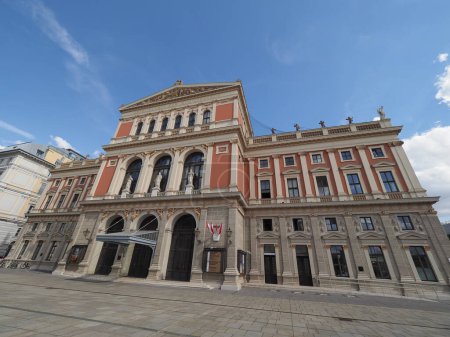 Foto de VIENA, AUSTRIA - CIRCA SEPTIEMBRE 2022: Wiener Musikverein traducción Asociación de Música de Viena sala de conciertos - Imagen libre de derechos