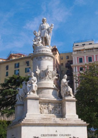 Foto de Monumento a Cristóbal Colón en Génova Italia - Imagen libre de derechos