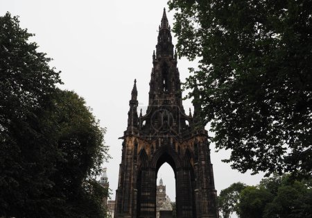 Monument Sir Walter Scott de l'architecte George Meikle Kemp et sculpteur John Steell vers 1840 à Édimbourg, Royaume-Uni