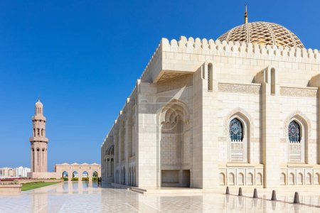 Foto de Gran Mezquita Sultán Qaboos, Moscatel, Omán. Península Arábiga. - Imagen libre de derechos