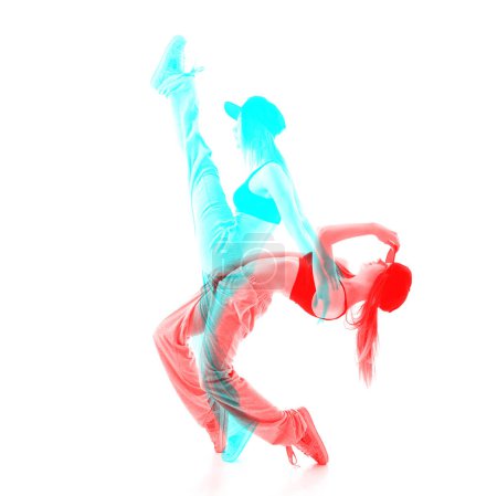 Téléchargez les photos : Double exposition de jeune fille hip-hop danseuse sur fond blanc - en image libre de droit