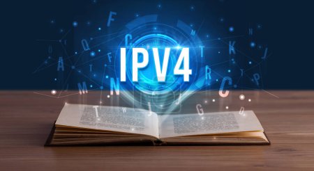 Foto de Inscripción IPV4 procedente de un libro abierto, concepto de tecnología digital - Imagen libre de derechos