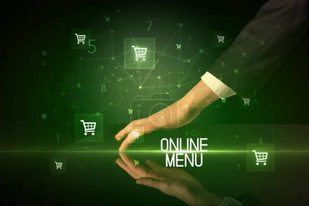 Foto de Compras en línea con el concepto de inscripción MENU ONLINE, con iconos de carrito de compras - Imagen libre de derechos