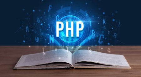 Foto de Inscripción PHP proveniente de un libro abierto, concepto de tecnología digital - Imagen libre de derechos