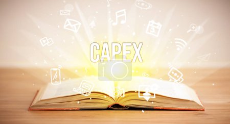 Téléchargez les photos : Livre d'Opeen avec inscription CAPEX, concept d'entreprise - en image libre de droit