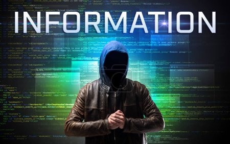 Téléchargez les photos : Hacker sans visage avec inscription INFORMATION sur un fond de code binaire - en image libre de droit