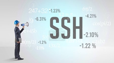 Ingeniero de tecnología en casco con abreviatura SSH