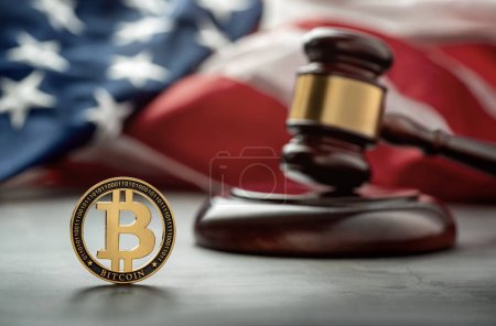 Téléchargez les photos : Bitcoin vs concept de gouvernement américain avec espace de copie - en image libre de droit