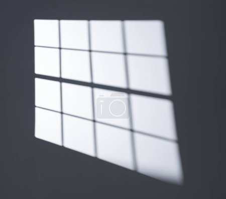 Téléchargez les photos : Lumière venant par la fenêtre sur le mur gris avec espace de copie - en image libre de droit