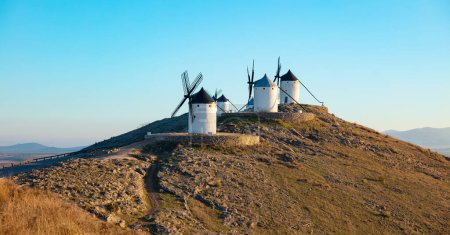 Foto de Windmills of Spain- Consuegra near Toledo - Imagen libre de derechos