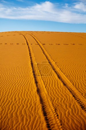 Foto de Aventura, excursión 4x4 en el desierto del Sahara - Imagen libre de derechos