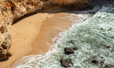 Téléchargez les photos : Belle plage aérienne Algarve au Portugal - en image libre de droit