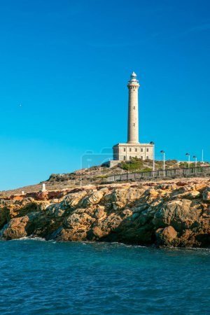 Téléchargez les photos : Phare sur la côte espagnole-Cabo de palos - en image libre de droit
