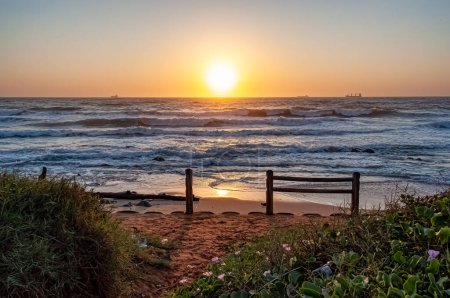 Umdloti Beachfront at Sunrise, Durban, KwaZulu-Natal, Afrique du Sud