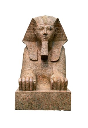 Kolossale Sphinx der Pharaonin Hatschepsut mit dem Körper eines Löwen und einem menschlichen Kopf aus dem antiken Epypten, Vorderseite isoliert auf weißem Hintergrund
