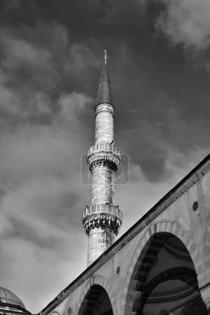 Foto de Turquía, Estambul, Mezquita Imperial Sultanahmet, también conocida como Mezquita Azul (construida en el siglo XVII por el arquitecto Mehmet)) - Imagen libre de derechos