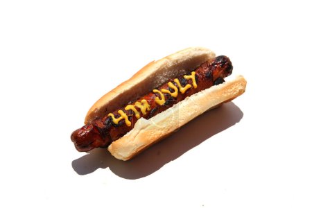 Téléchargez les photos : Hot dog with  sausage with 4th july text - en image libre de droit