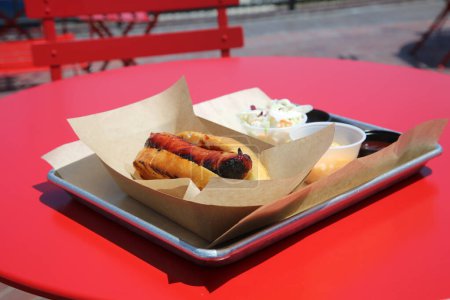 Foto de Fast food, hot dog , close up - Imagen libre de derechos