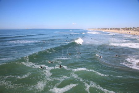 Foto de Surfeando. Gente surfeando en Huntington Beach California. Surfs Up. - Imagen libre de derechos