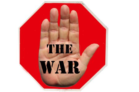 Téléchargez les photos : Arrêter geste avec mot guerre isolé sur blanc - en image libre de droit