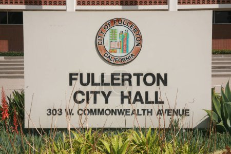 Photo for Fullerton, California - USA - September 13, 2023: Fullerton CA, City Hall. City Hall Sign and Building. Fullerton City Hall located at 303 W Commonwealth Ave, Fullerton, California 92832. Editorial. - Royalty Free Image