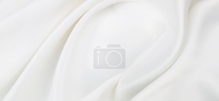 Téléchargez les photos : Tissu de soie blanc ondulé texture backgroun - en image libre de droit