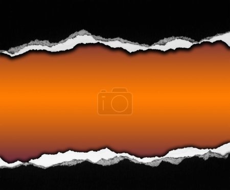 Téléchargez les photos : Trou déchiré en papier noir sur fond orange - en image libre de droit