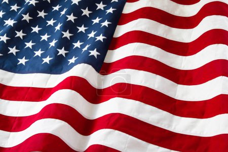 Foto de Bandera americana ondulada estrellas y rayas - Imagen libre de derechos