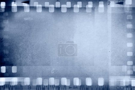 Téléchargez les photos : Film négatifs cadres bleu backgroun - en image libre de droit