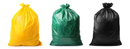 Foto de Bolsas de basura de plástico de colores aislados sobre fondo blanco - Imagen libre de derechos