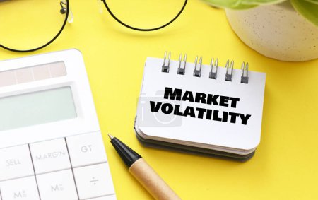 Foto de Símbolo de volatilidad del mercado. Concepto palabras volatilidad del mercado - Imagen libre de derechos