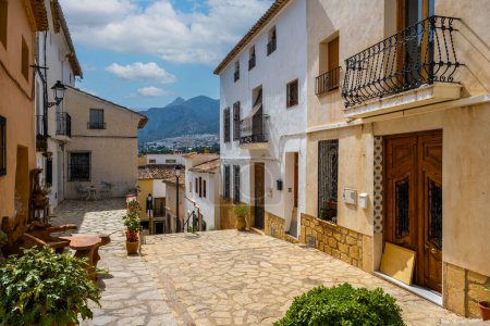 Dorf Polop de la Marina, eines der schönsten Bergdörfer der Provinz Alicante, Spanien.