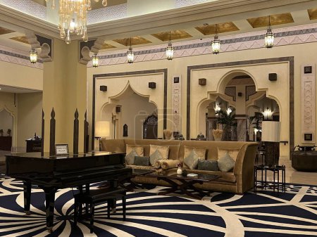 Téléchargez les photos : DOHA QATAR - 11 février : Sharq Village & Spa, a Ritz-Carlton Hotel, Doha, Qatar, vu le 11 février 2023. - en image libre de droit
