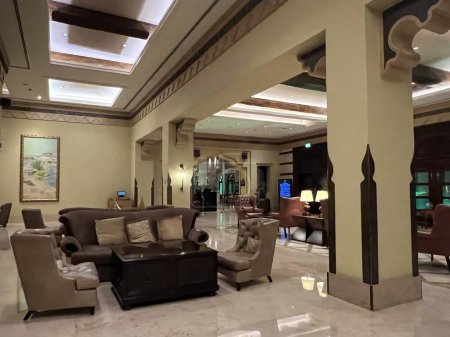 Téléchargez les photos : DOHA QATAR - 11 février : Sharq Village & Spa, a Ritz-Carlton Hotel, Doha, Qatar, vu le 11 février 2023. - en image libre de droit