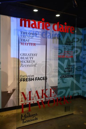 Téléchargez les photos : NEW YORK NY - 14 MAI : Exposition Marie Claire à Fashion Experience avec Alessandra Ambrosio à Madame Tussauds New York à New York, vue le 14 mai 2023. - en image libre de droit