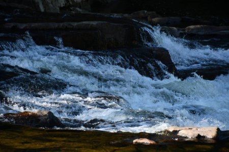 Foto de Monument Falls en Wilmington, estado de Nueva York - Imagen libre de derechos