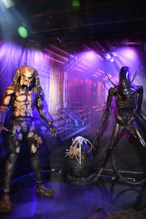 Photo for BRANSON, MO - JUL 10: Alien vs Predator wax statue at Hollywood Wax Museum in Branson, Missouri, as seen on July 10, 2023. - Royalty Free Image