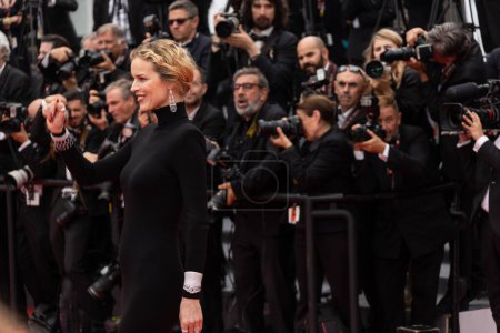 Photo for CANNES, FRANCE - MAY 22, 2022:  Eva Herzigova attends the screening of "Forever Young (Les Amandiers)" during the 75th annual Cannes film festival at Palais des Festivals - Royalty Free Image