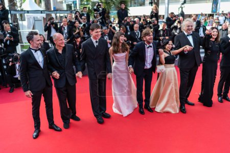 Foto de CANNES, FRANCIA - 21 DE MAYO DE 2022: Proyección de "R.M.N" durante el 75º festival anual de Cannes en el Palais des Festivals - Imagen libre de derechos