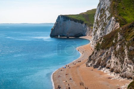 Téléchargez les photos : Bat's Head is a chalk headland on the Dorset coast in southern England, located between Swyre Head and Durdle Door to the east - en image libre de droit